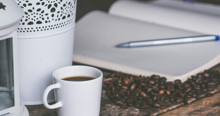 POURQUOI LES FEMMES ATTENDENT ENCORE LA PERMISSION…