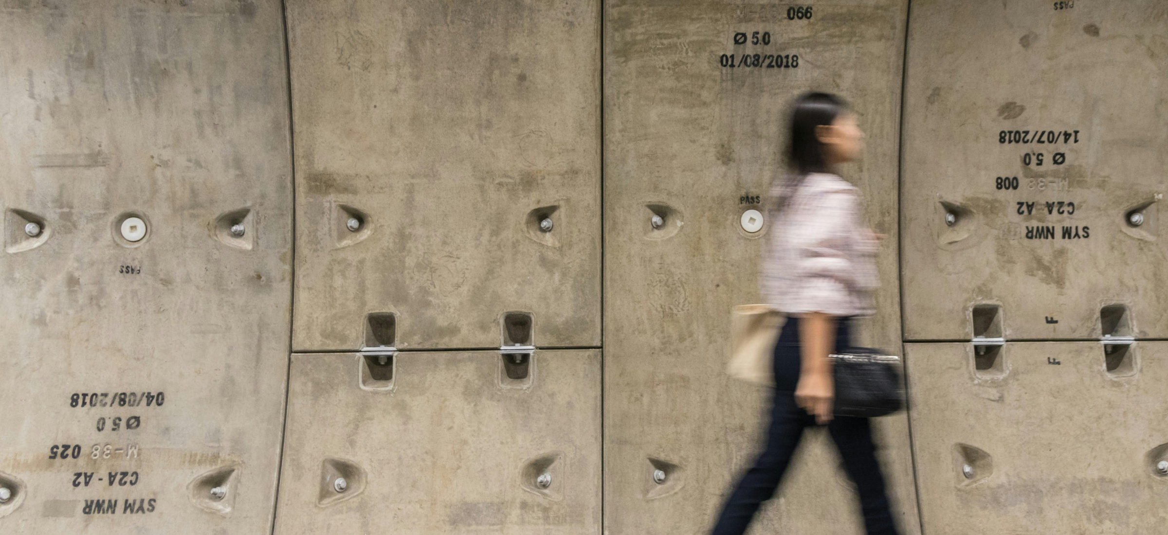 POURQUOI TANT DE FEMMES INTELLIGENTES RESTENT DANS LE FLOU FINANCIER…